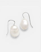 Pearl Ear Wire