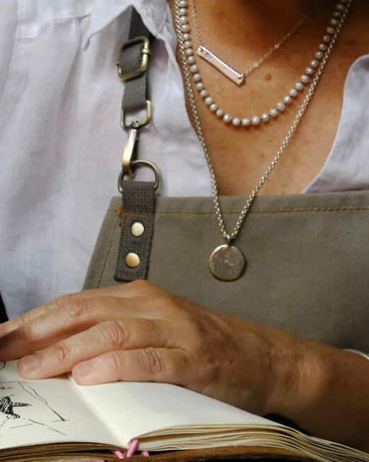Bright Moon Necklace